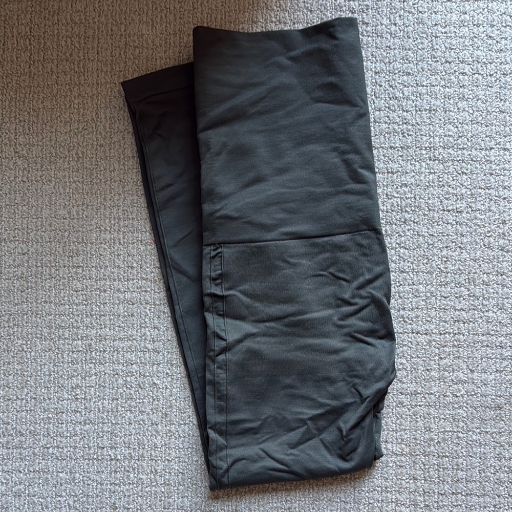 Belly Bandit Mother Tucker Olive Postpartum Support Leggings